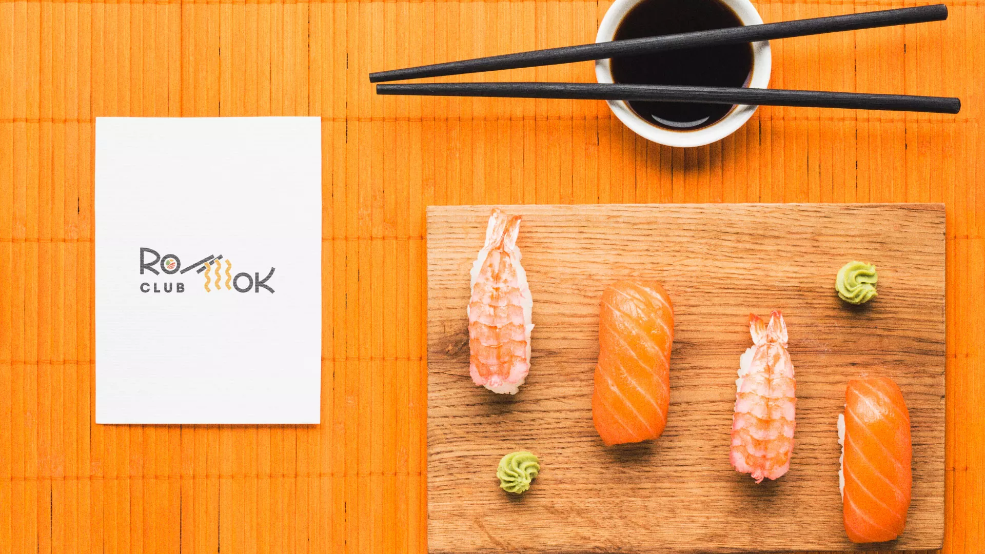 Создание логотипа суши-бара «Roll Wok Club» в Котельниках